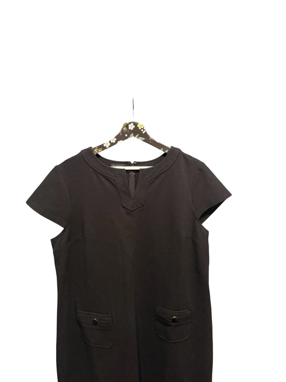Talbots Black Shift Dress Cap Sleeve Patch Pockets Minimalist Chic LBD Size 16 - Picture 4 of 7